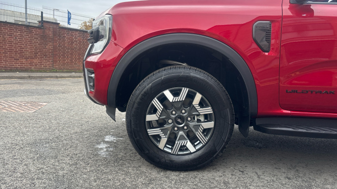 Ford Ranger Petrol Pick Up D/Cab Wildtrak 2.3 EB PHEV 281 Auto [NI] - Image 17